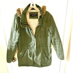 Women’s khaki parka size Medium